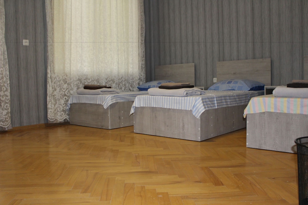 Standard Triple Room, 3 Twin Beds, Non Smoking photo 1