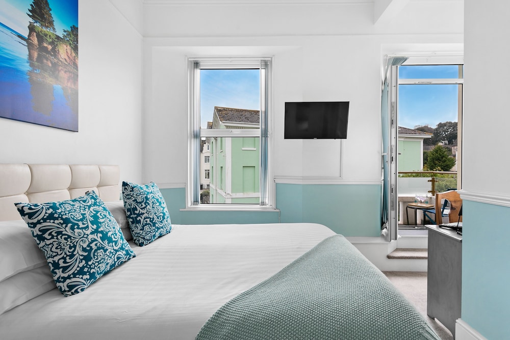 Room, Balcony photo 1