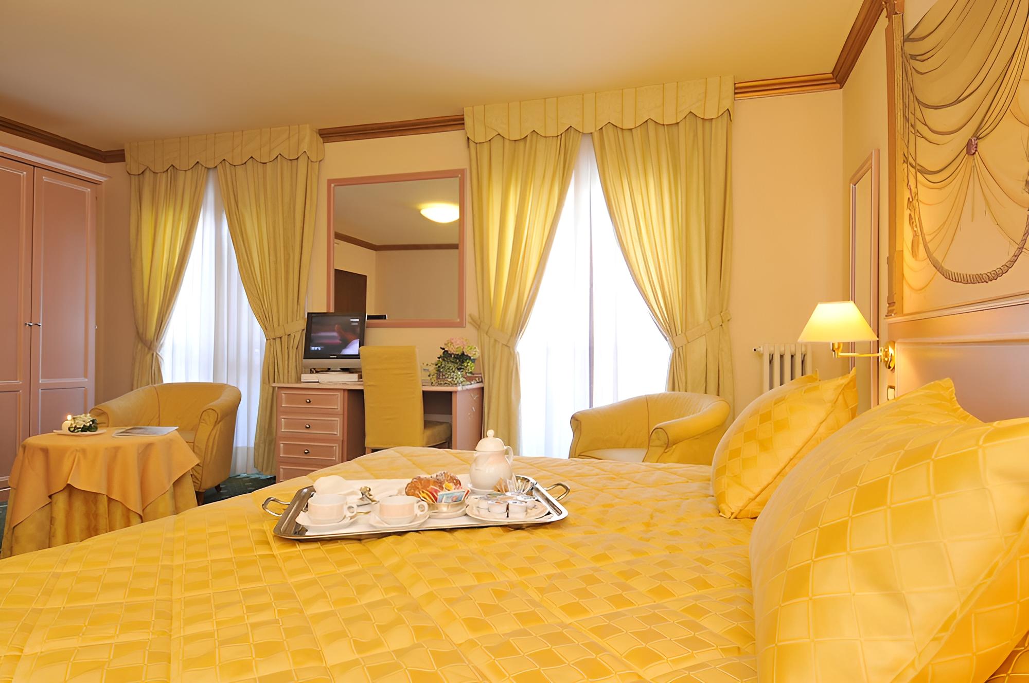 Classic Double or Twin Room photo 1