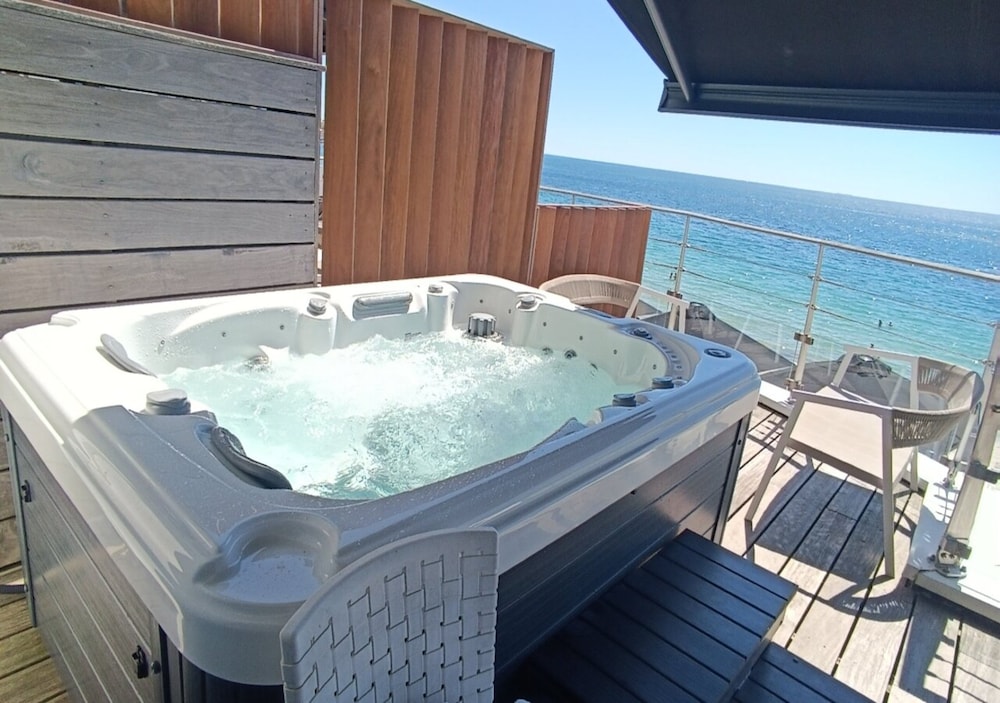Family Room, Terrace, Sea View