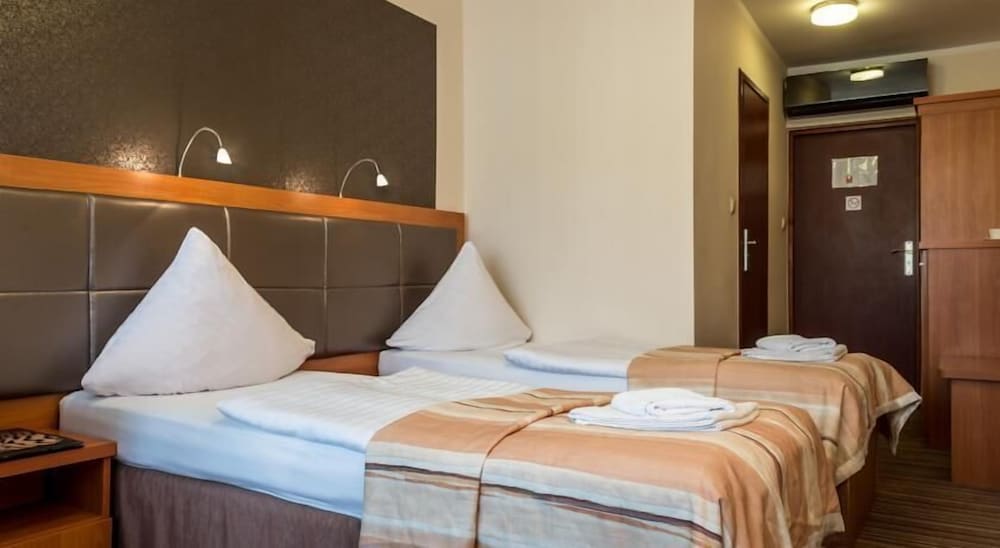 Superior Double or Twin Room photo 1