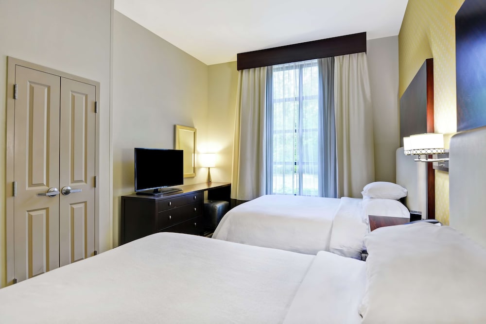 Suite, Accessible, Non Smoking - Photo 2