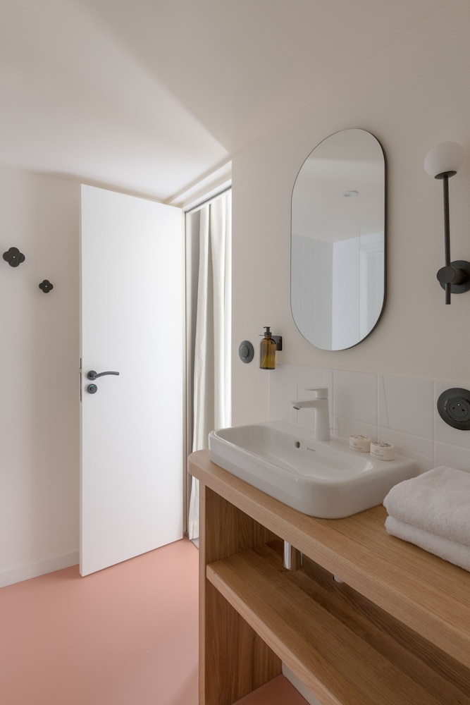 Superior Room, 1 Double Bed, City View photo 2