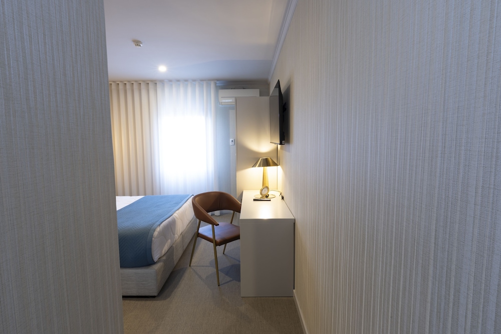 Standard Double or Twin Room — the supplier's photographs — photo 6