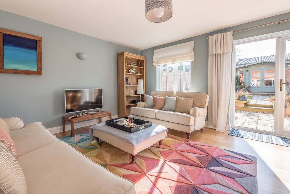 House (3 Bedrooms)