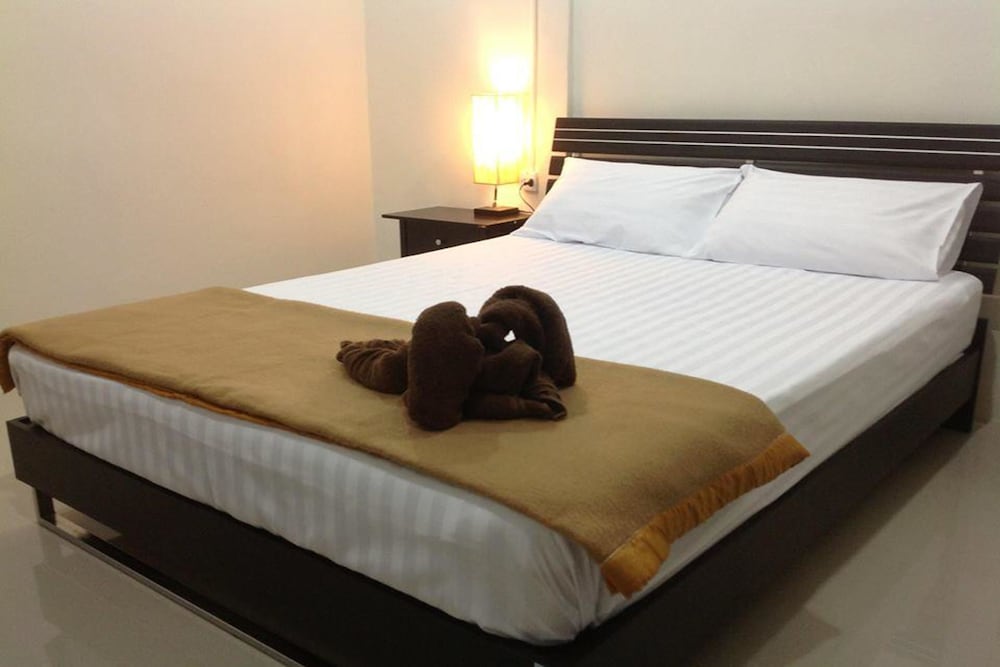 Standard Room For Adults Only (Single)