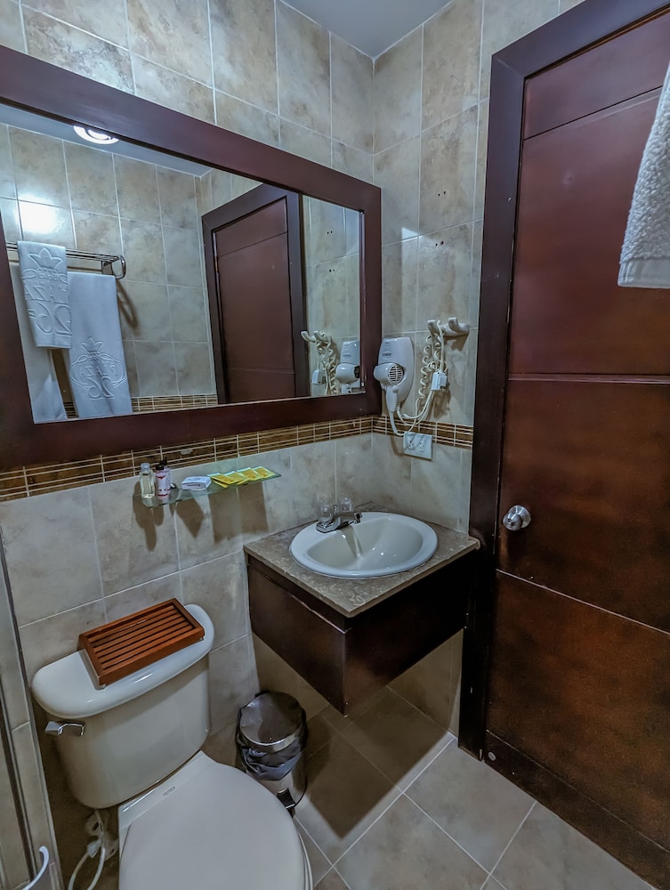 Superior Double Room - Photo 11