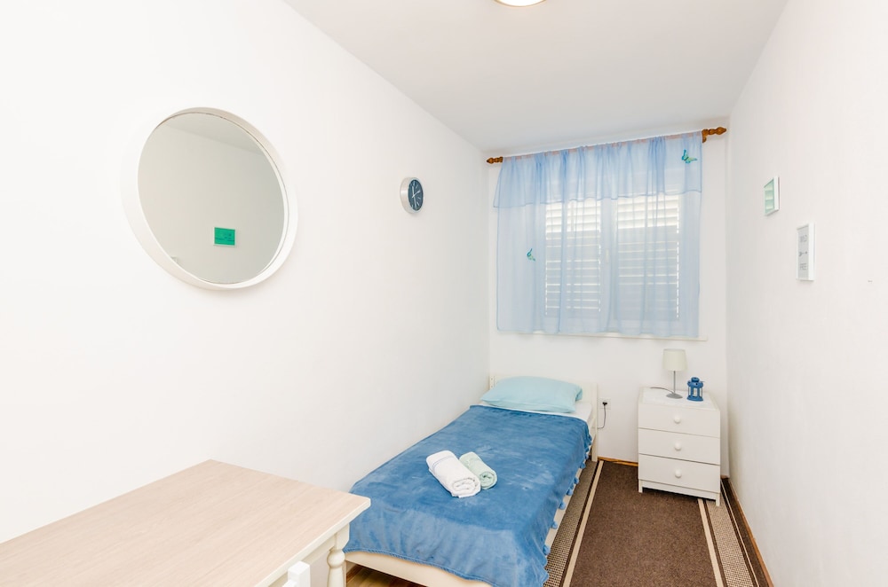 Single Room (Single Room with Terrace and Sea View)