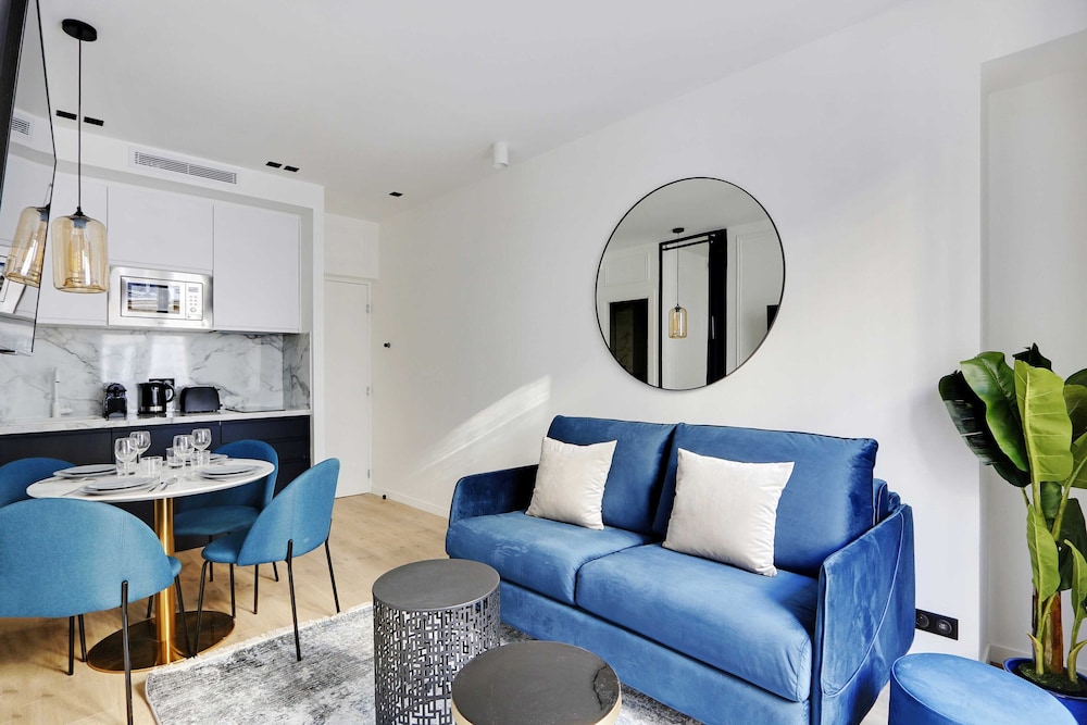 Standard Apartment, City View photo 1