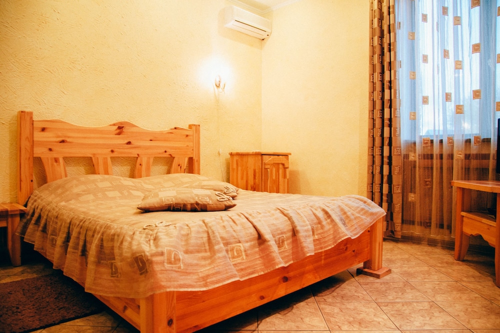 Standard Double or Twin Room photo 2