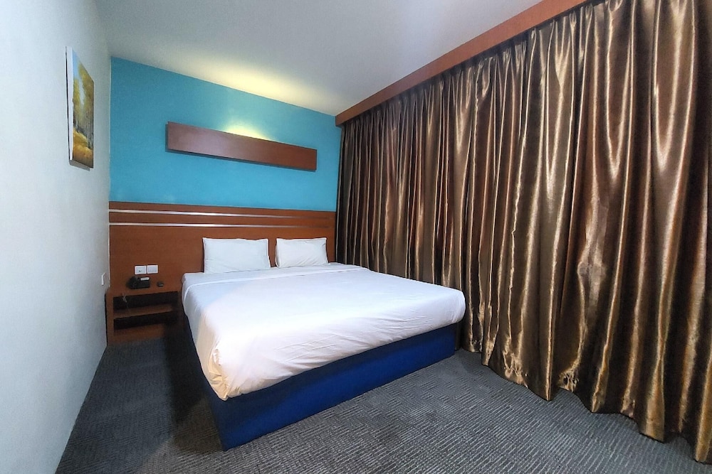 Deluxe Room, 1 King Bed