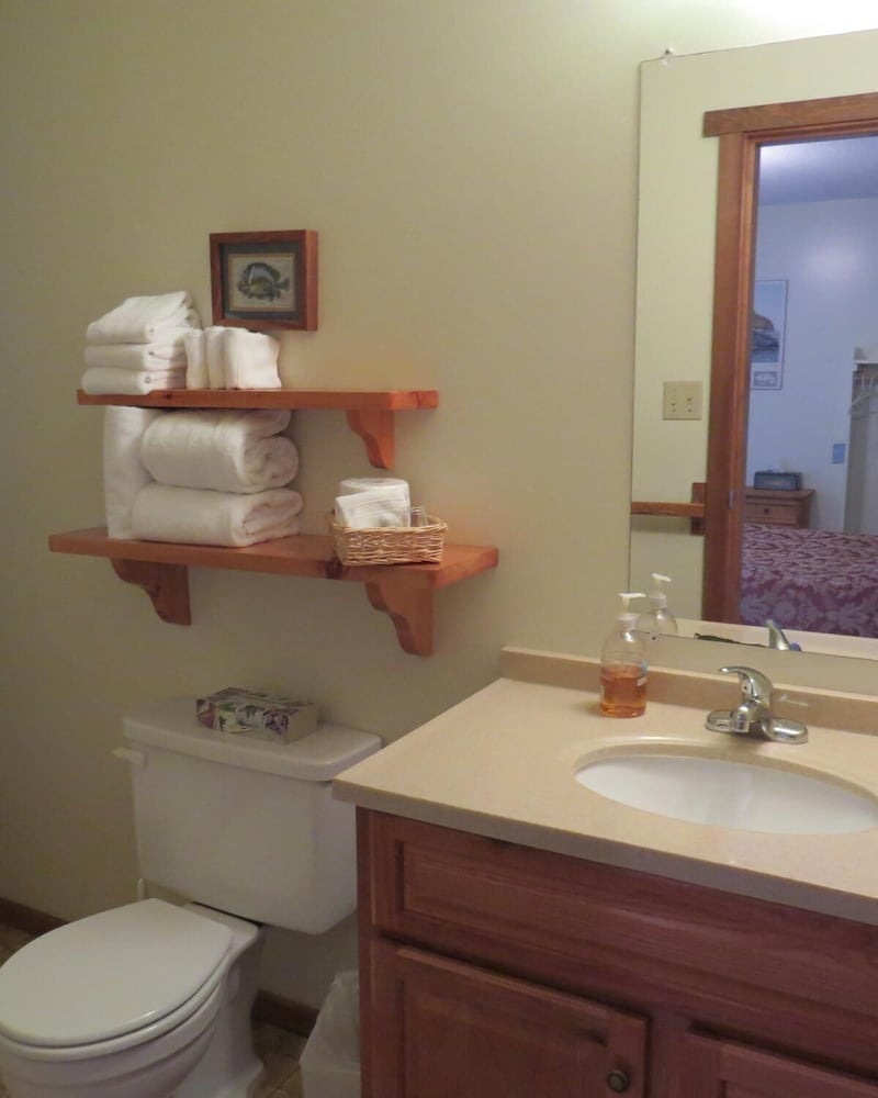 Traditional Room, 1 Queen Bed photo 2