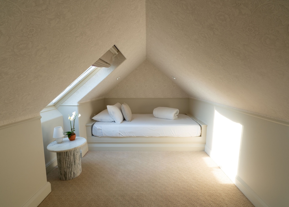 Deluxe Room, Multiple Beds photo 1