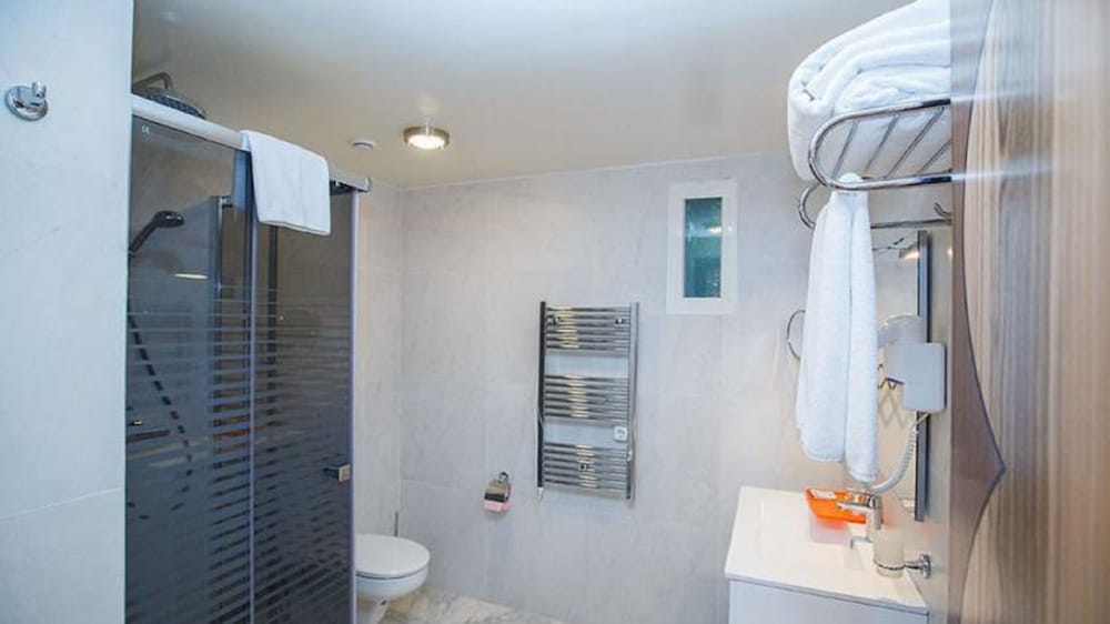 Suite (Double) photo 3