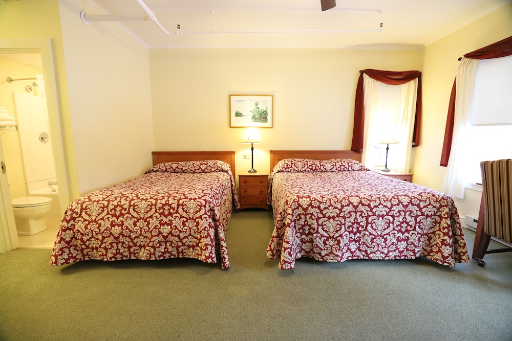Traditional Room Non A/C photo 2
