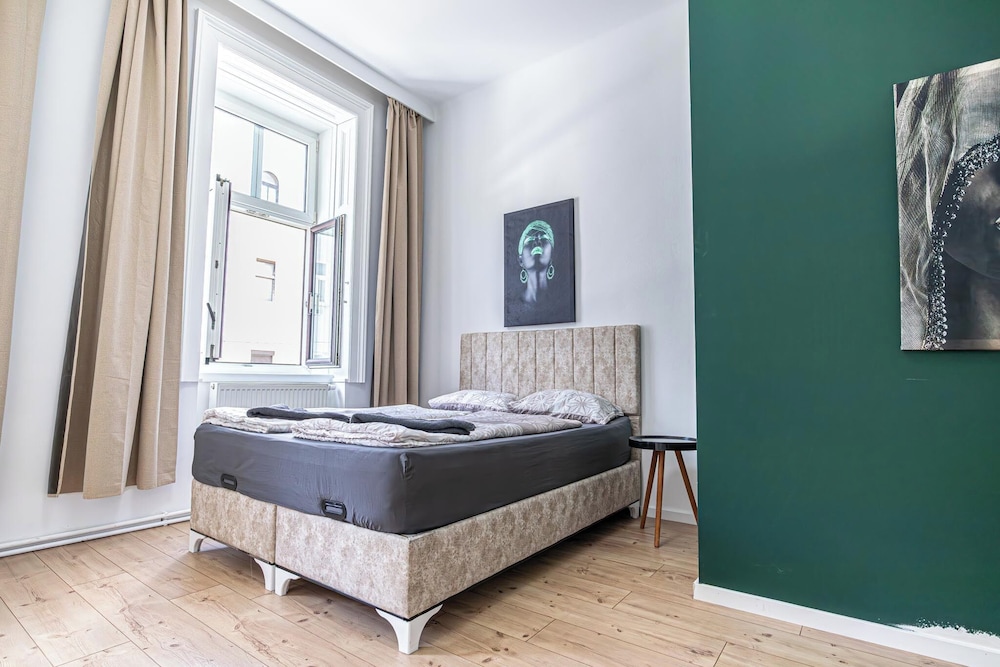 Basic Room