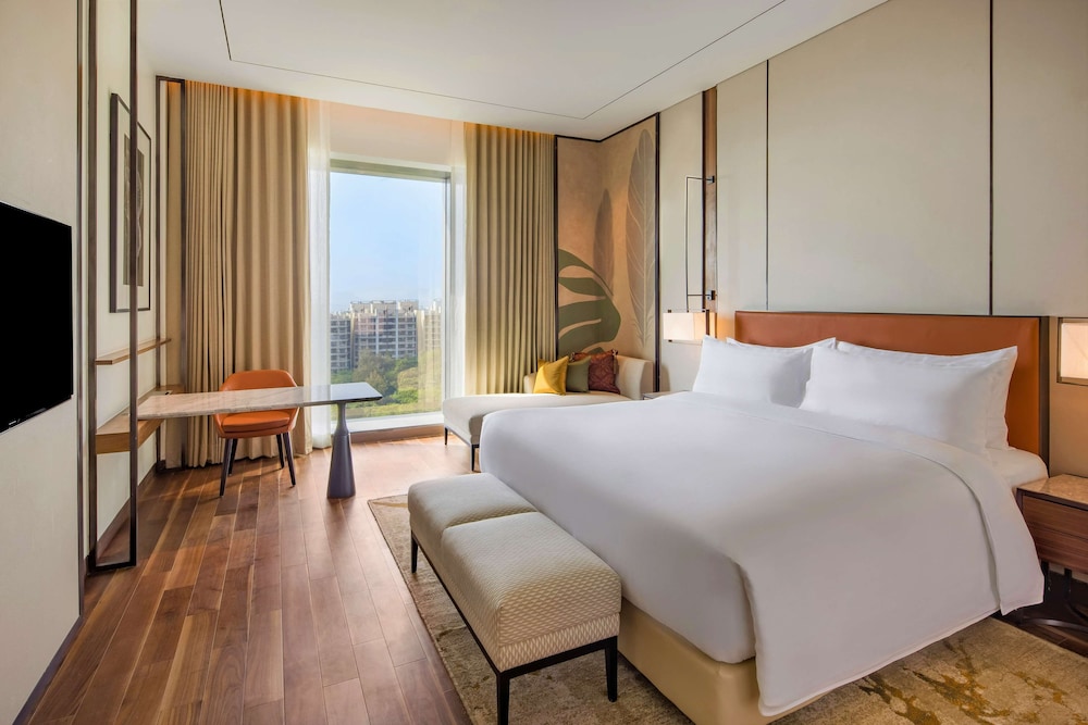 Deluxe Suite - Photo 10