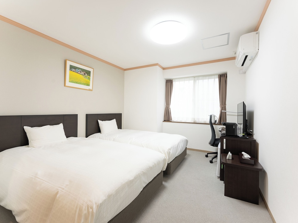 Twin Room, Non Smoking - Photo 1