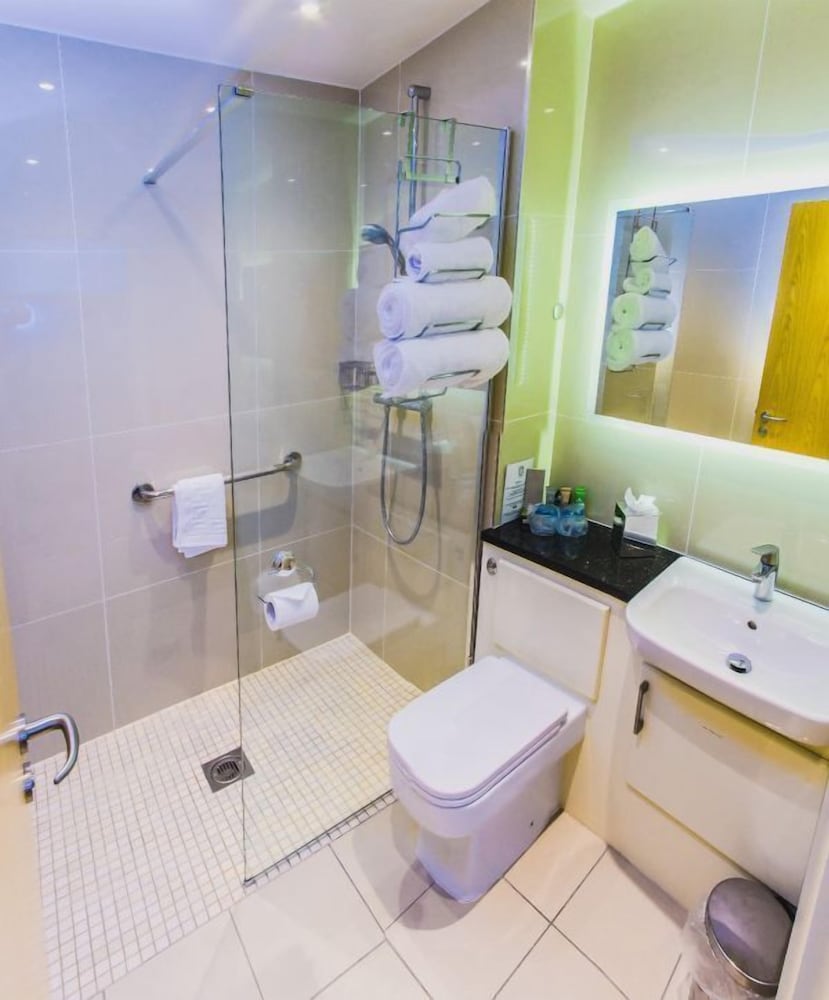 Business Twin Room, 2 Twin Beds, Balcony photo 2