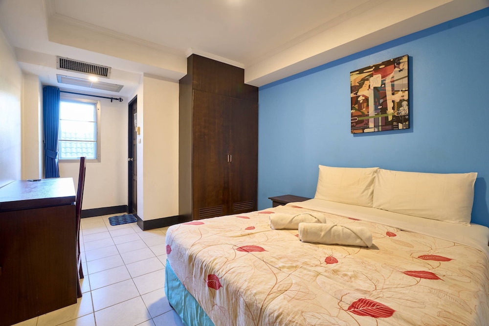 Budget Double Room - Photo 1