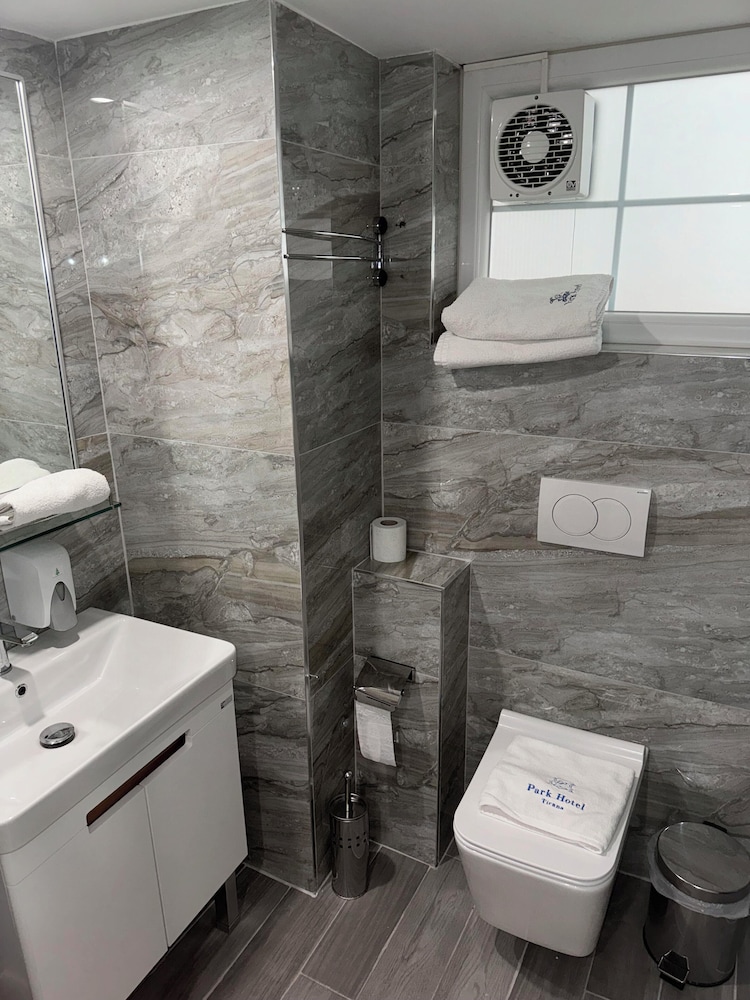 Deluxe Duplex, 2 Bedrooms, Non Smoking photo 2