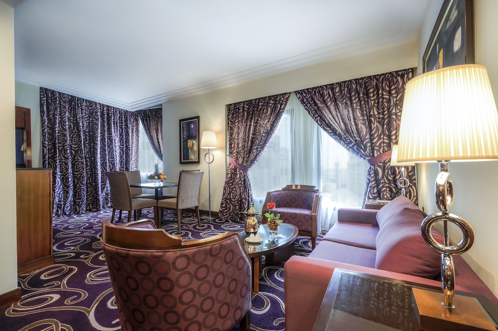 Executive Suite Haram View - Photo 5