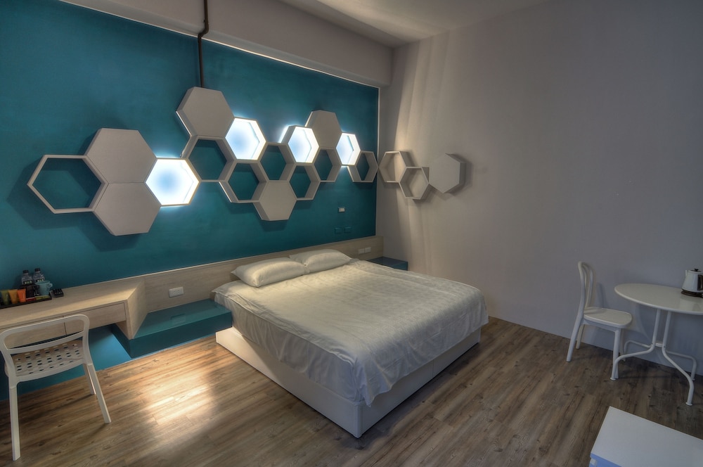 Superior Double Room, 1 Queen Bed photo 3