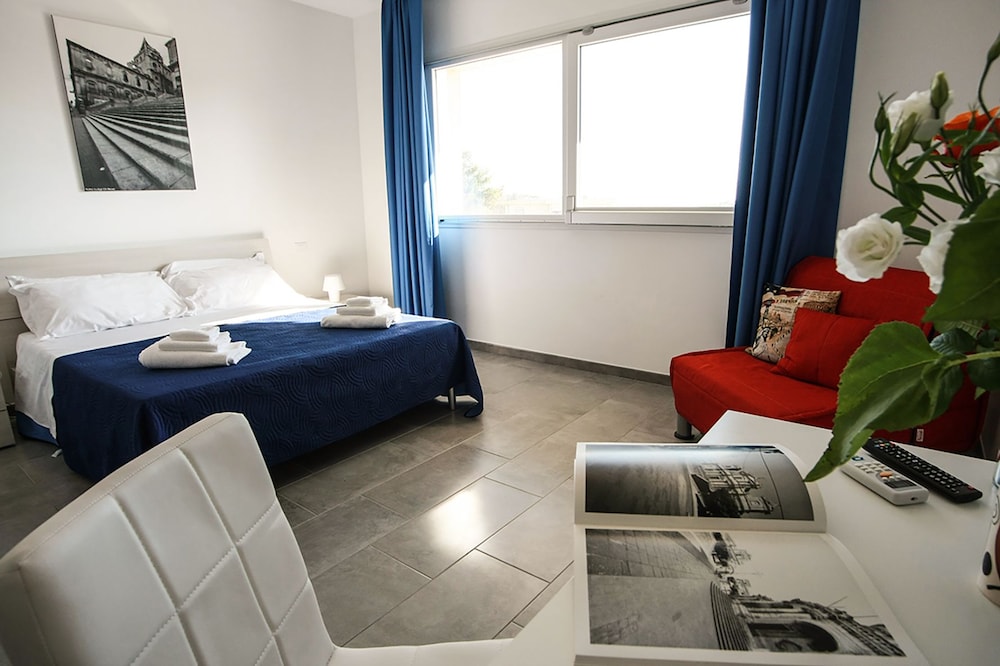 Deluxe Triple Room - Photo 7