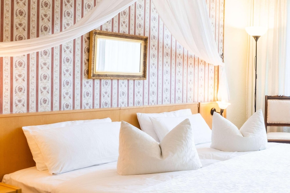 Junior Suite (Single Use) photo 2
