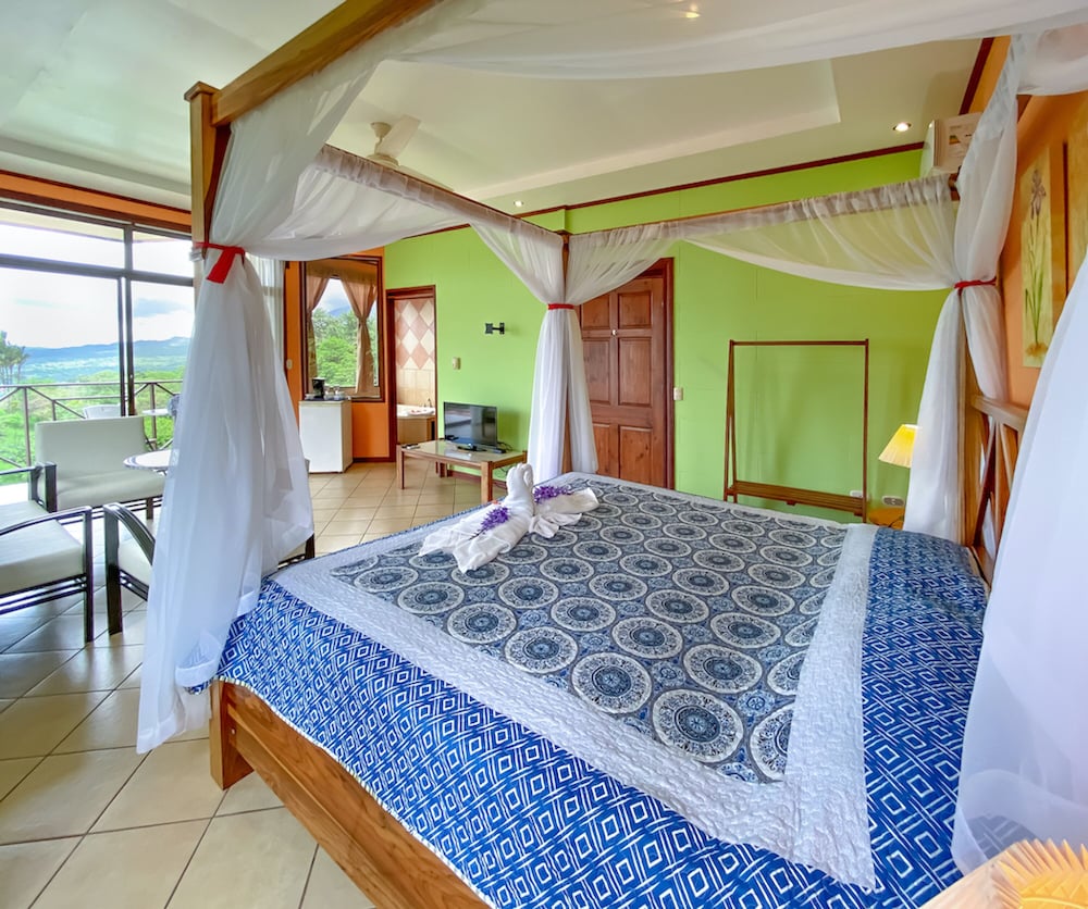 Suite, Bathtub photo 2