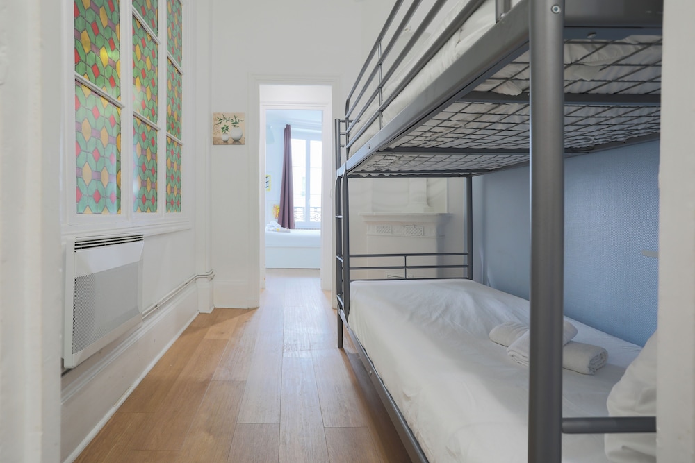 Apartment photo 3