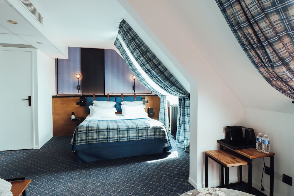 Standard Suite, 1 Double Bed (The Suite Cosy Duo) - Photo 1