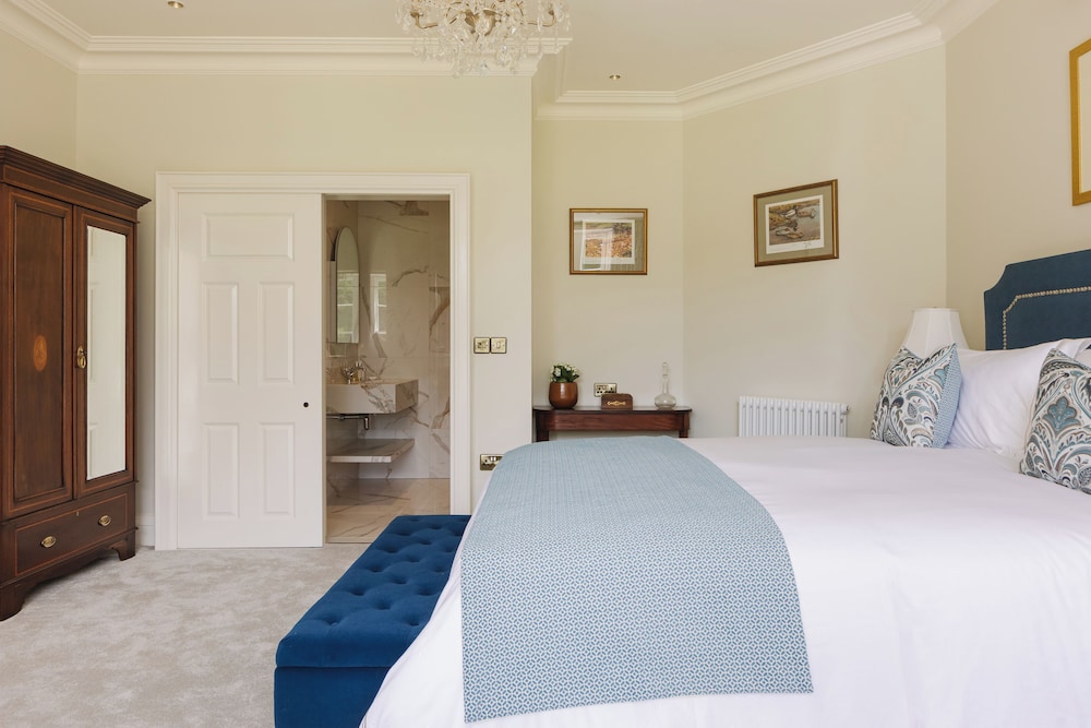 Double Room (Sir William's Suite) photo 2