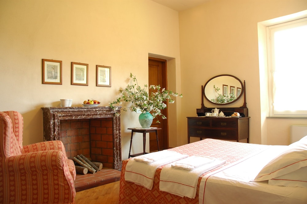 Standard Double or Twin Room - Photo 4