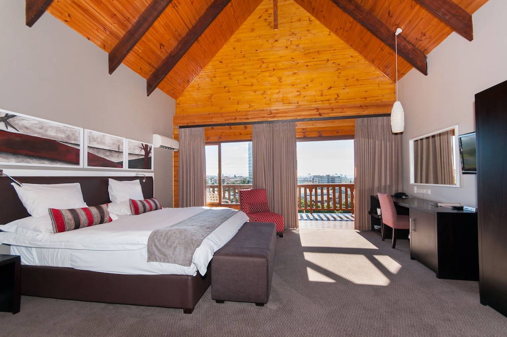Luxury Double Room (Non Sea facing) photo 3