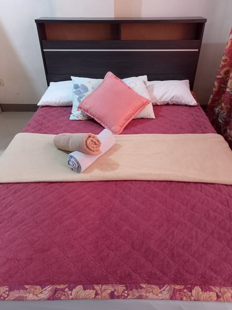 Standard Apartment, 1 Double Bed, City View photo 3