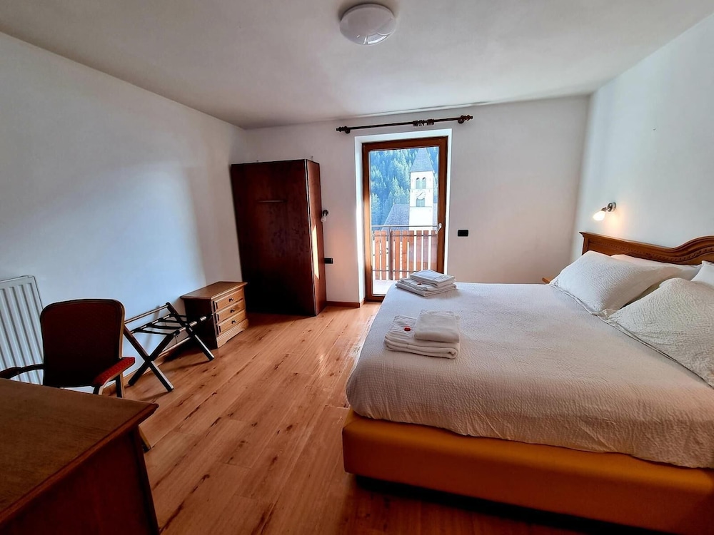 Standard Room photo 3