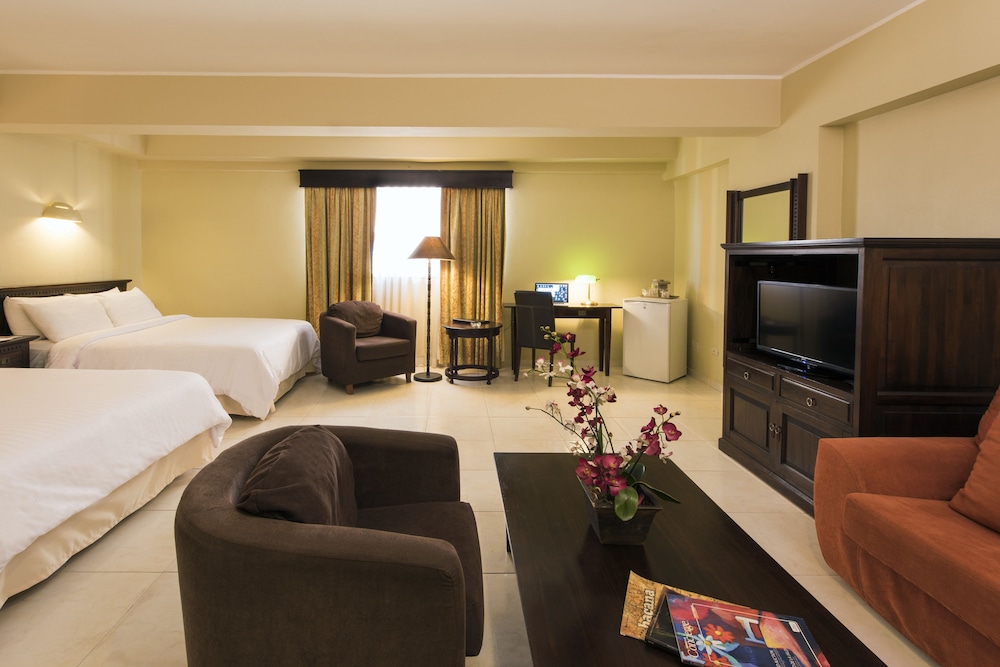 Superior Room, 1 Bedroom, Refrigerator