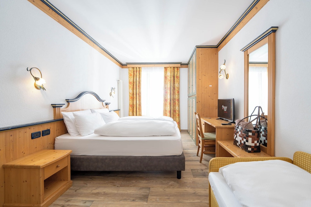Family Triple Room photo 3