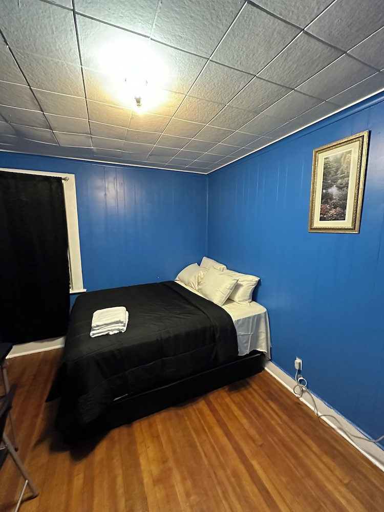 Fuchsite Room photo 1