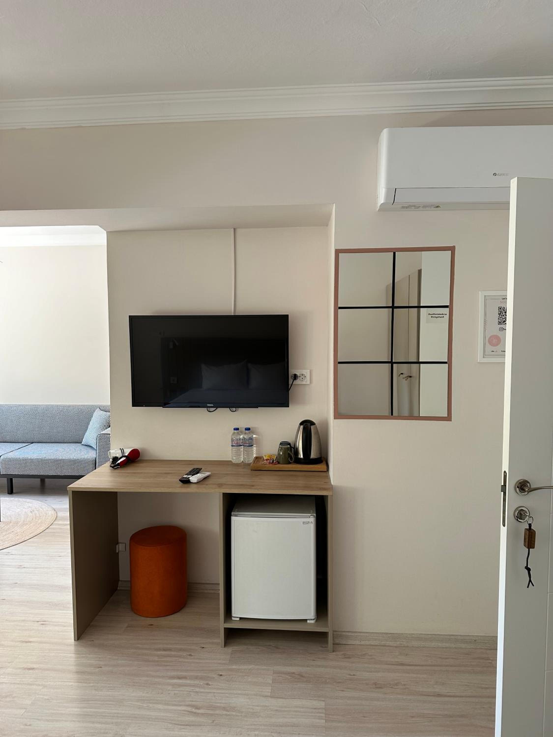 Economy Triple Room