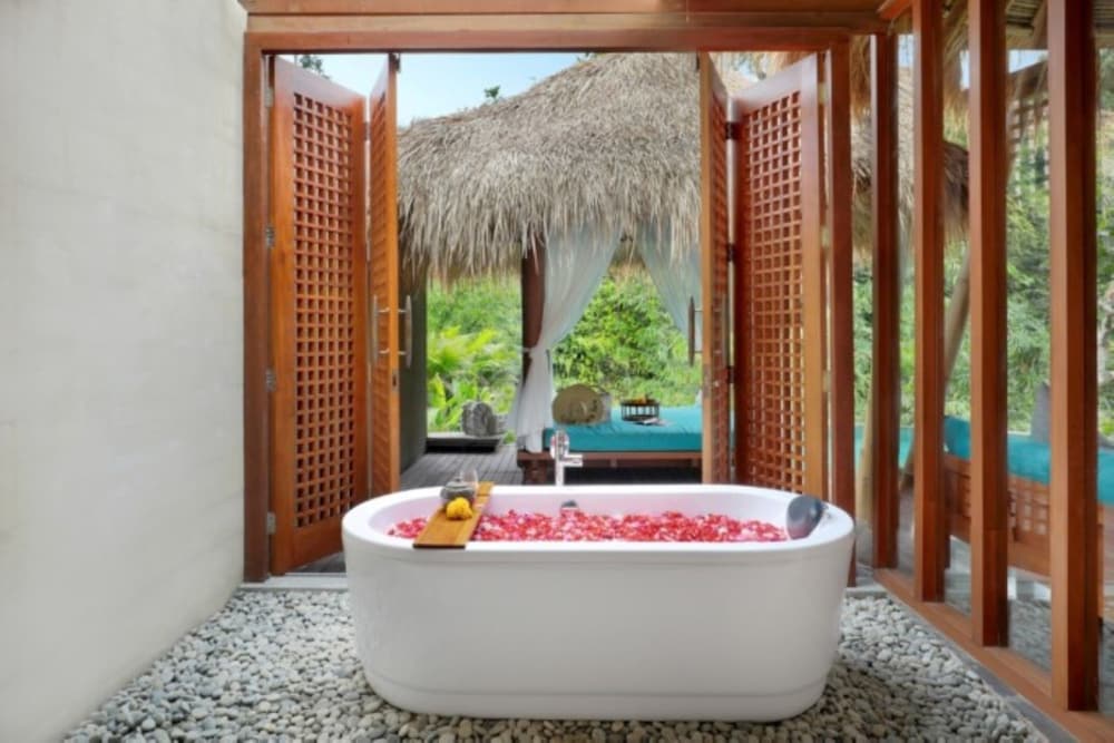 Grand 1 Bedroom Private Pool Villa with River View - Photo 11