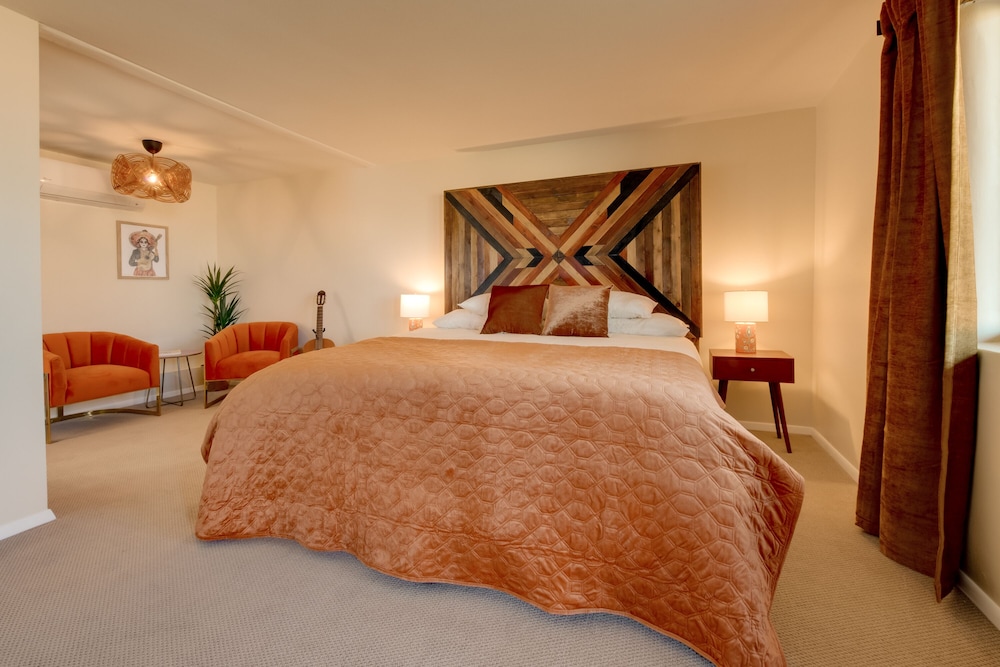 Grand Room photo 1