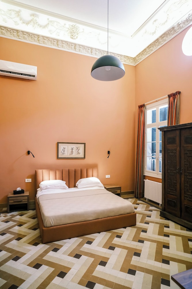 Classic Double Room, 1 Queen Bed photo 1