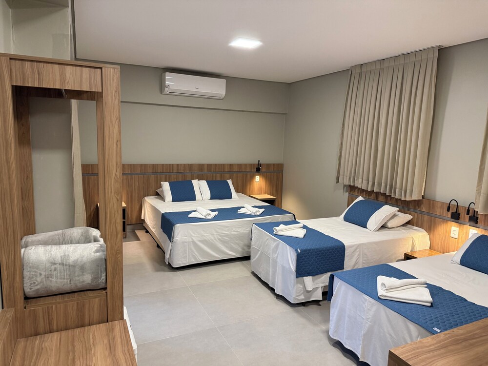 Superior Quadruple Room photo 3