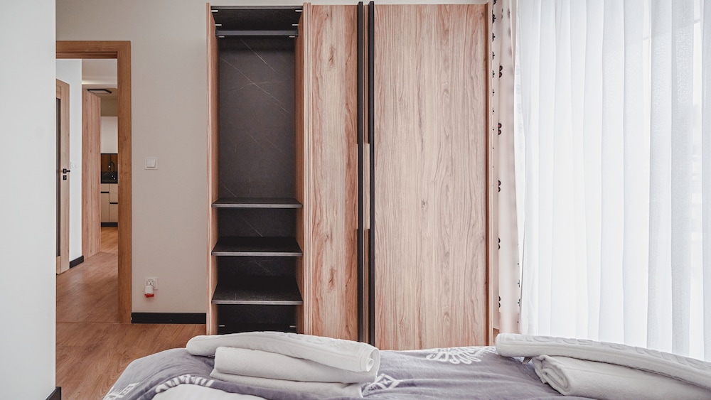 Apartment (P11) photo 3