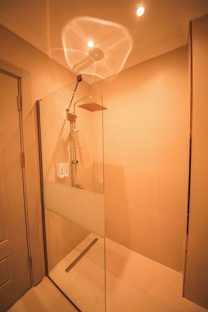 Deluxe Room, City View photo 3