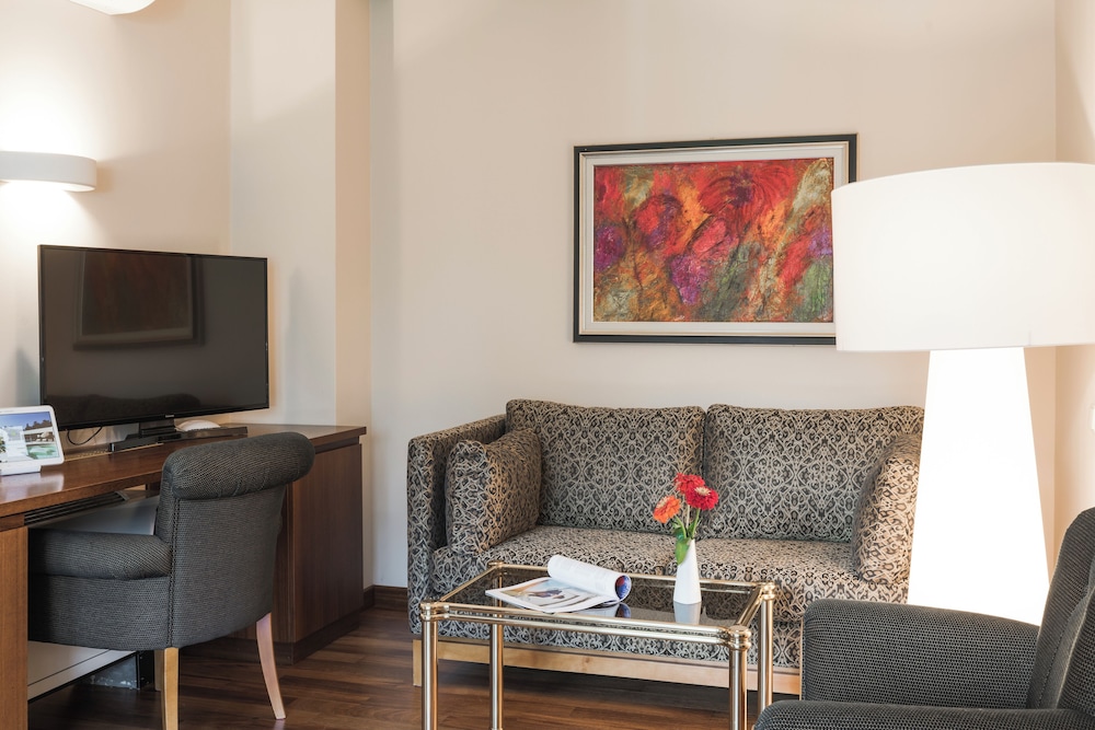 Suite, Balcony - Photo 6