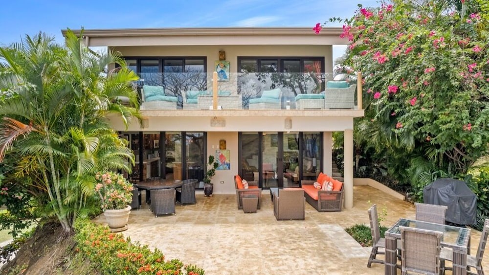 Villa Costa Azul