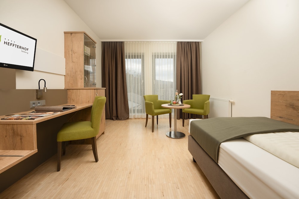 Basic Single Room photo 2